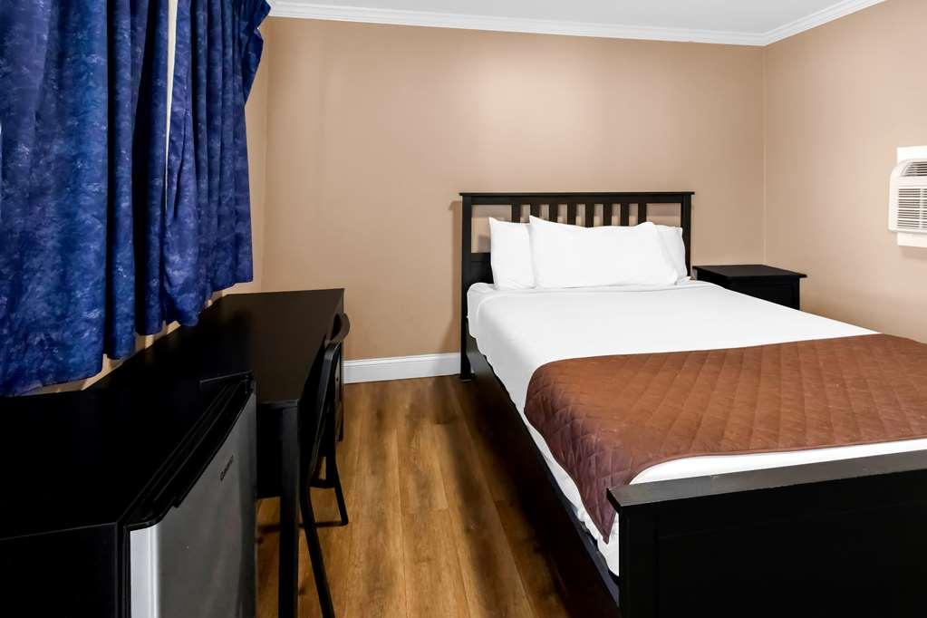 Americas Best Value Inn Avenel Woodbridge Номер фото