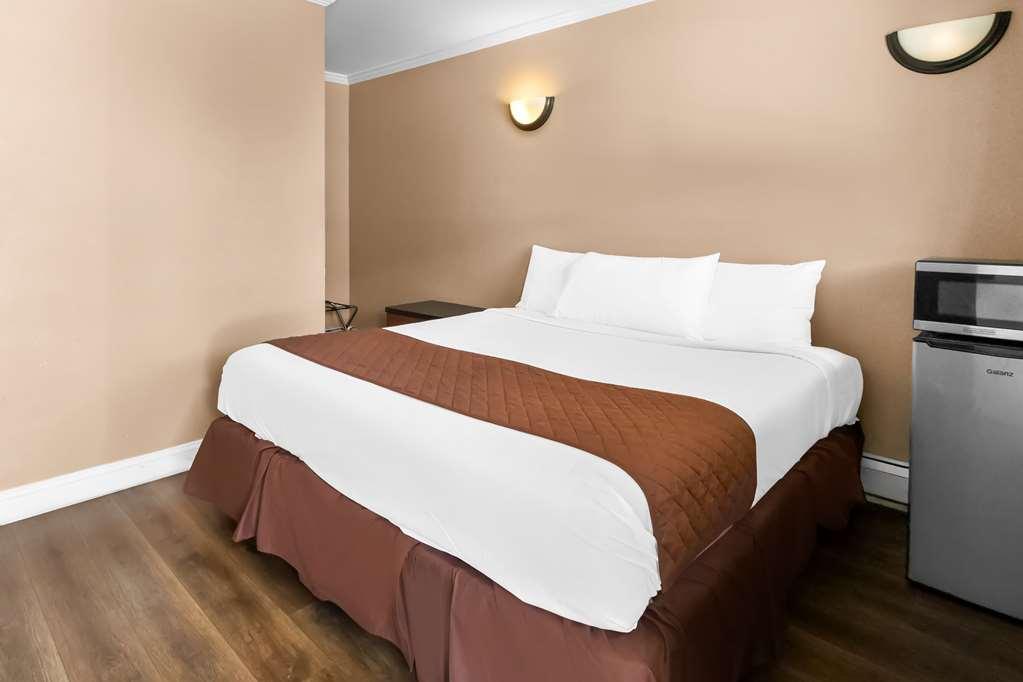 Americas Best Value Inn Avenel Woodbridge Номер фото