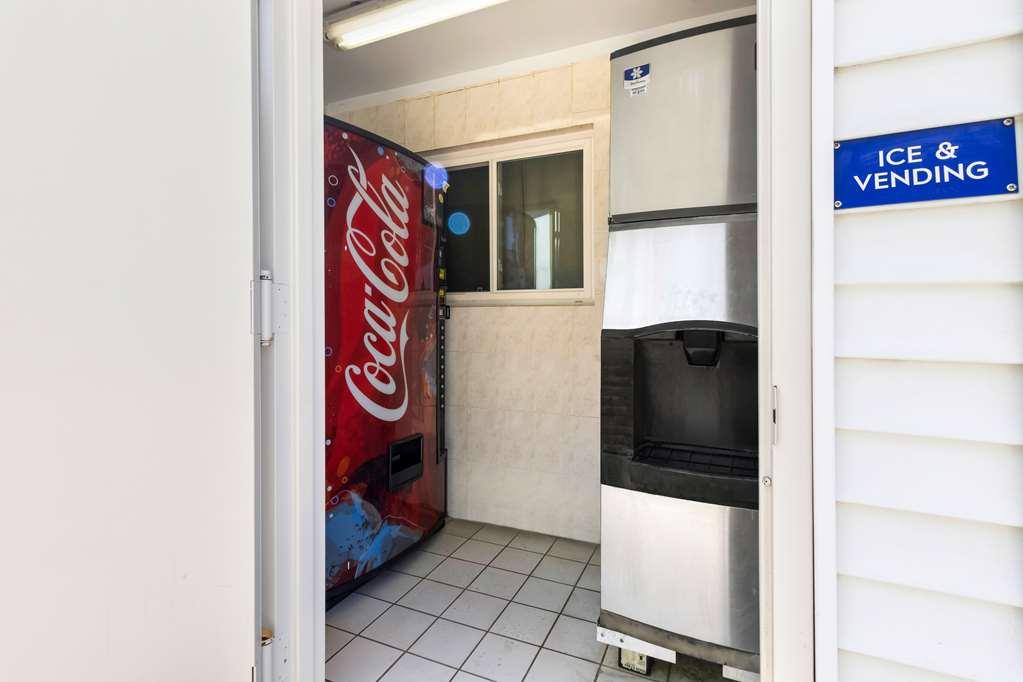Americas Best Value Inn Avenel Woodbridge Удобства фото