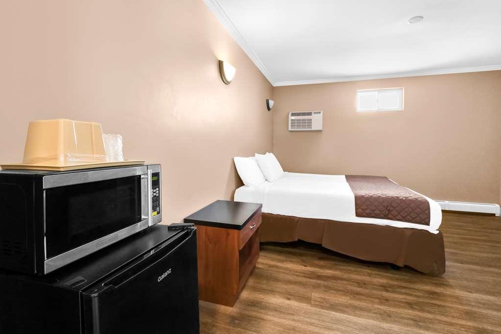 Americas Best Value Inn Avenel Woodbridge Номер фото